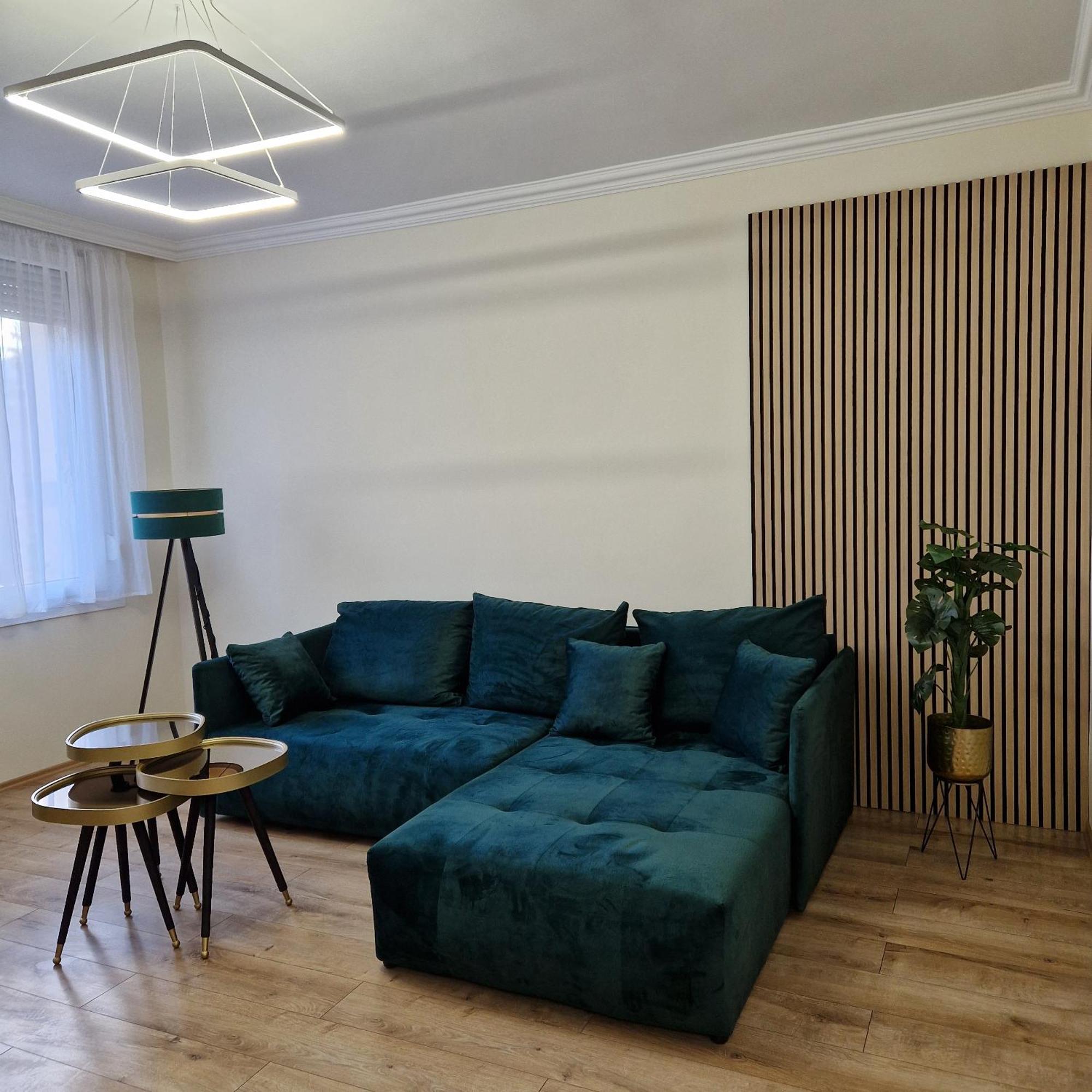 Central Greatforest Apartman Debrecen Buitenkant foto